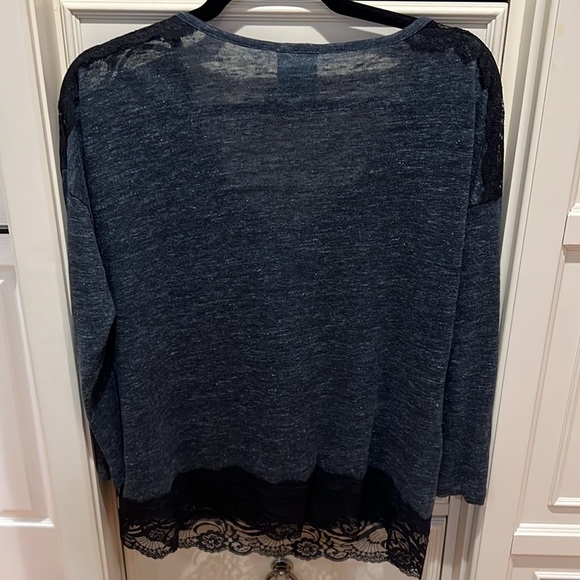 Women’s size L C&C California dark gray shirt with lace details - Picture 6 of 6
